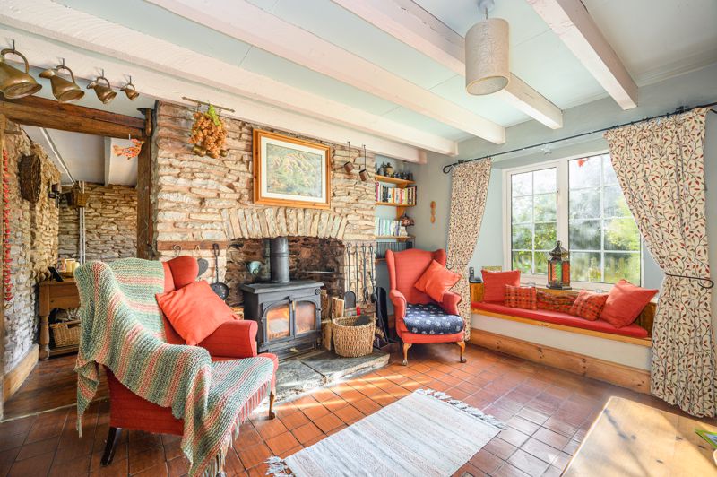 Living Room- click for photo gallery